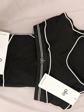 ALO Yoga Black Racerback Sports Bra with White Piping